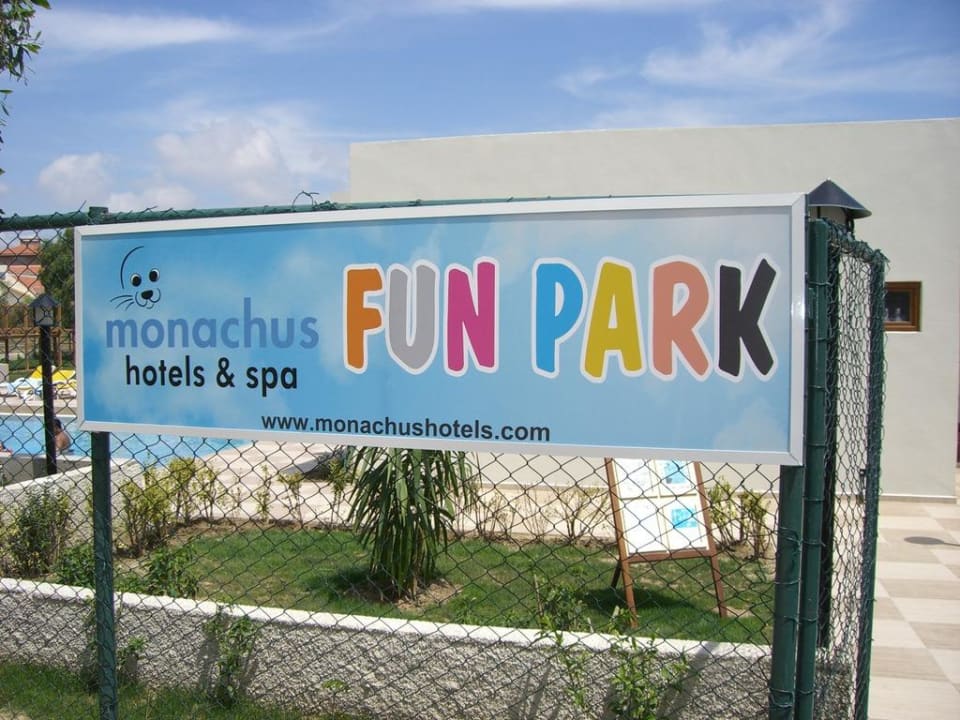 Fun Park Monachus Hotel & Spa