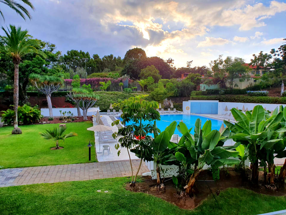 Pool TRH Taoro Garden