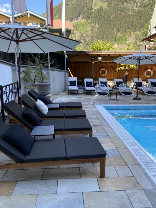 Pool Alpine Hideaway ZILLERTALERHOF