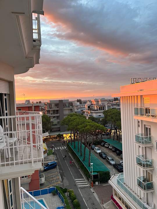 Ausblick TERMINI Beach Hotel & Suites