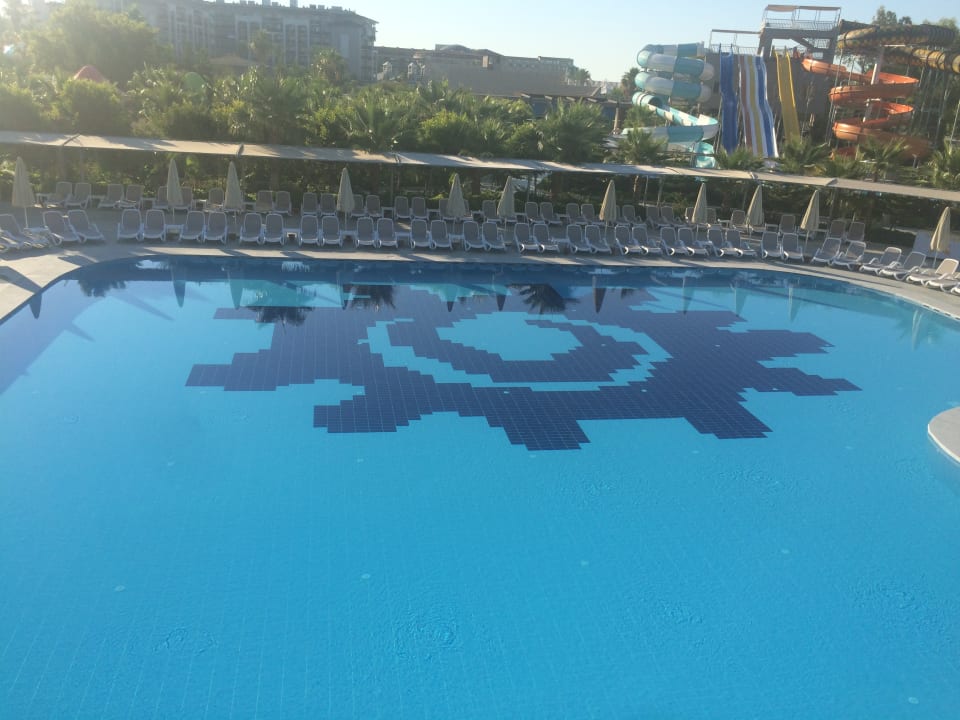 Pool Sunmelia Beach Resort