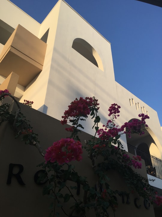 Außenansicht Nami Hotel & Suites