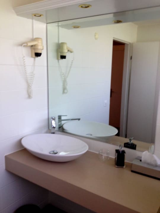 Bungalow-Appartement Badezimmer Strandhotel Schmerikon