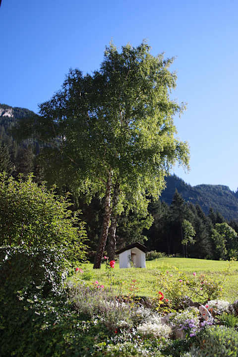 Weg zum Wasserfall Gasthaus Pension Schön