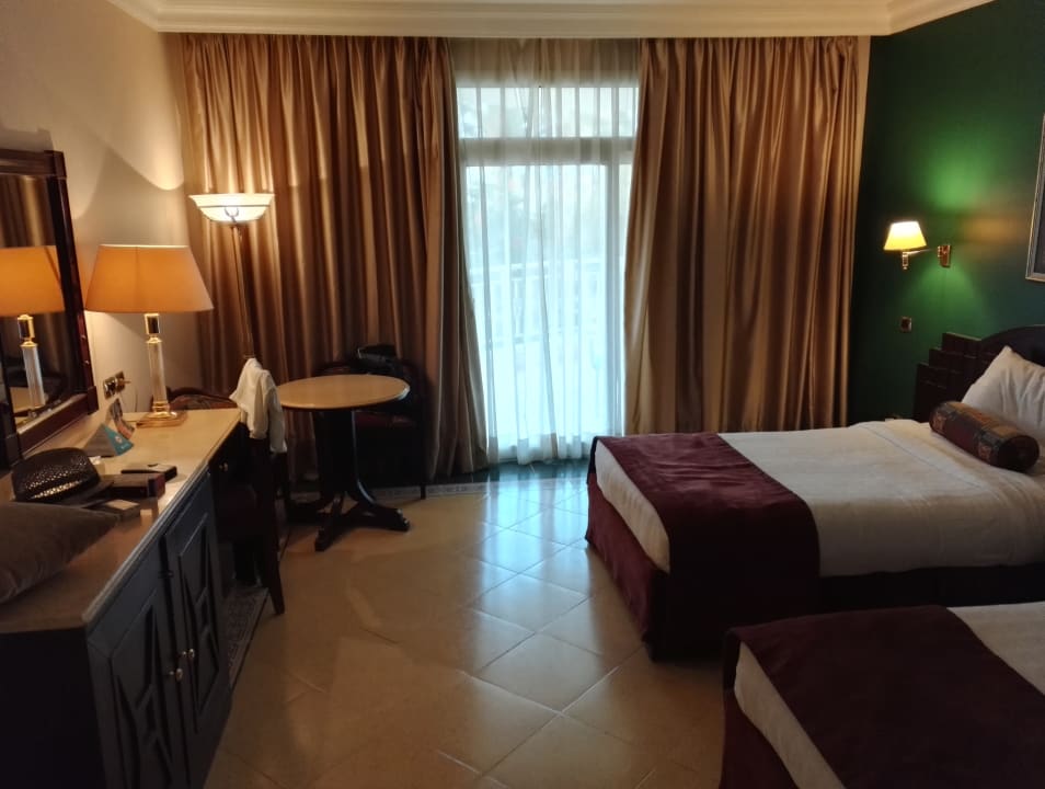 Zimmer Palm Royale Resort - Soma Bay