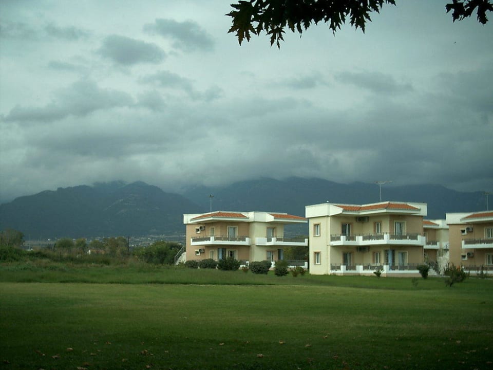 Blick zum Olymp alltoura Club Hotel Poseidon Palace