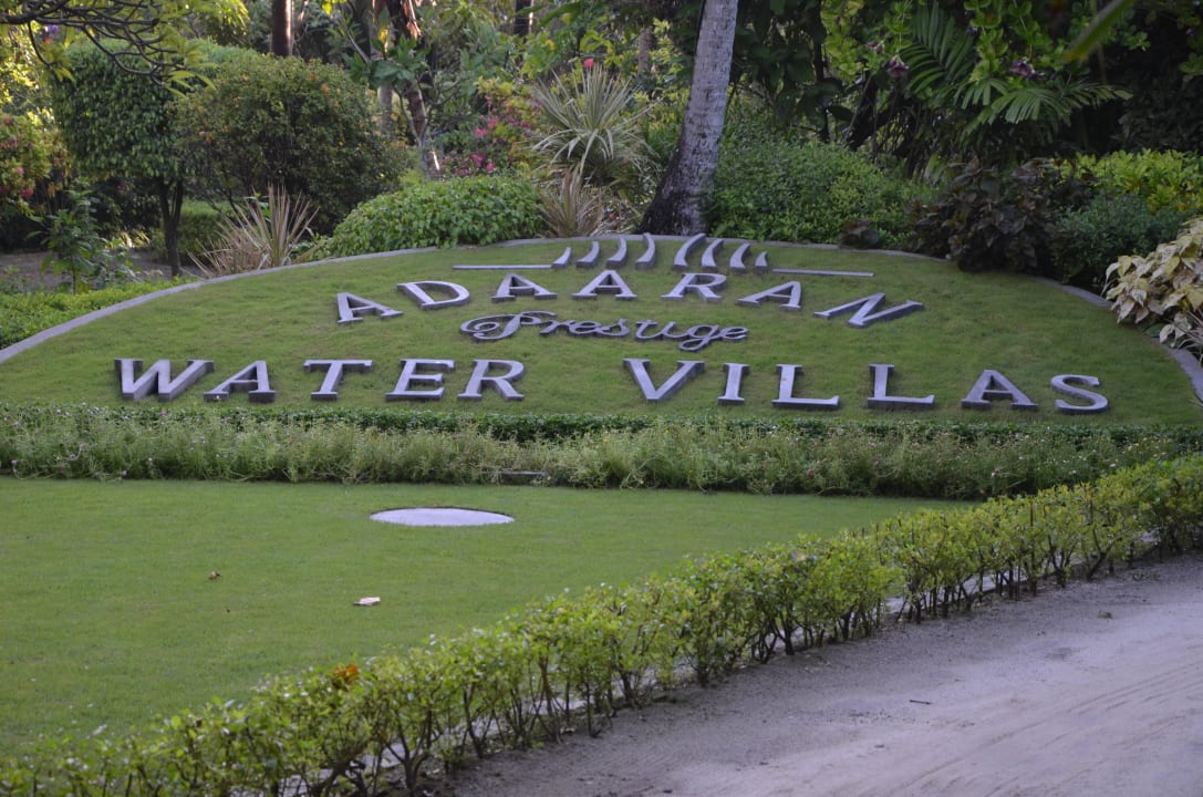 Malediven 3/2015 Adaaran Select Meedhupparu Island Resort - Premium All Inclusive