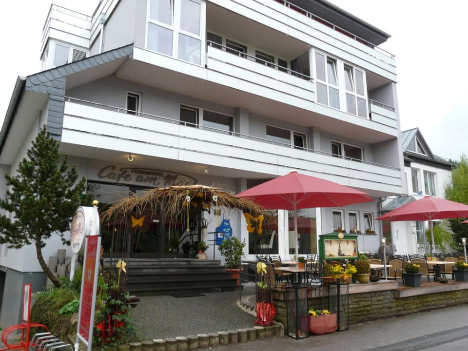 Hoteleingang MAARIUM Hotel