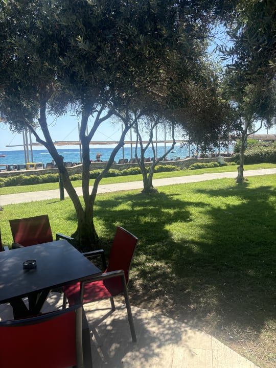 Strand Blue Waters Club