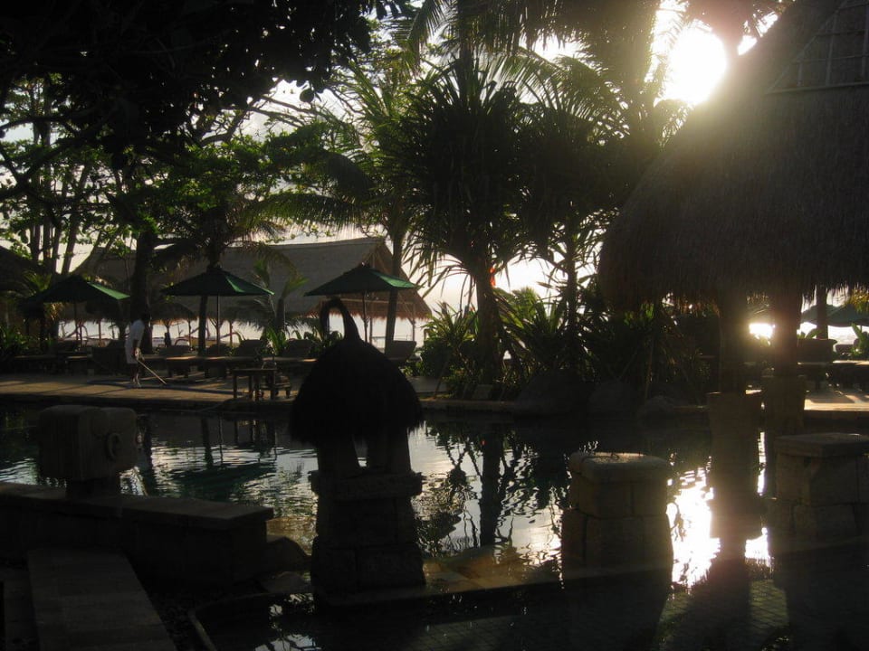 Pool im vorderen Teil Novotel Bali Benoa Hotel