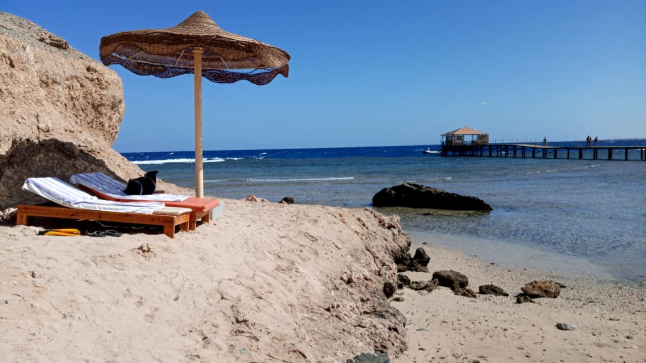 Strand Rohanou Beach Resort