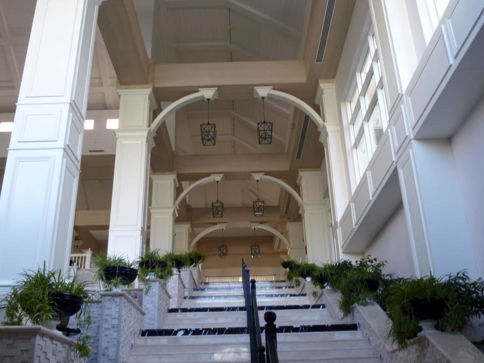 Treppe zu den Ladenpassagen Titanic Deluxe Golf Belek