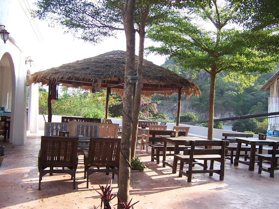 Hier gibt es Frühstück und Abends ist es eine BAr Hotel Koh Tao Toscana