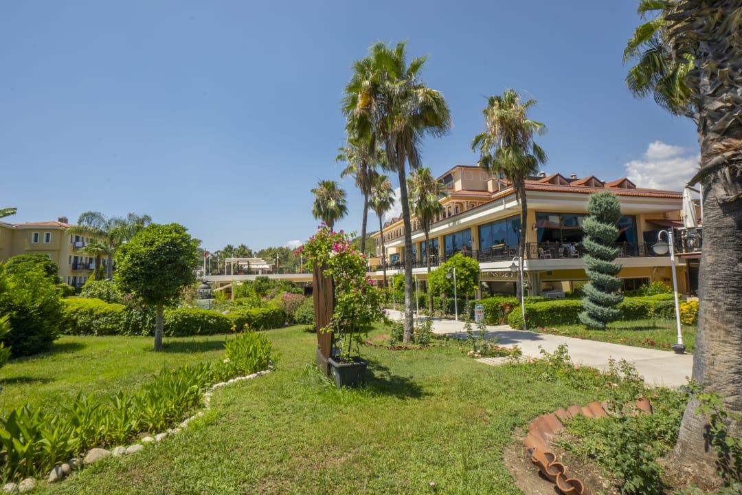 Gartenanlage Club Hotel Phaselis Rose
