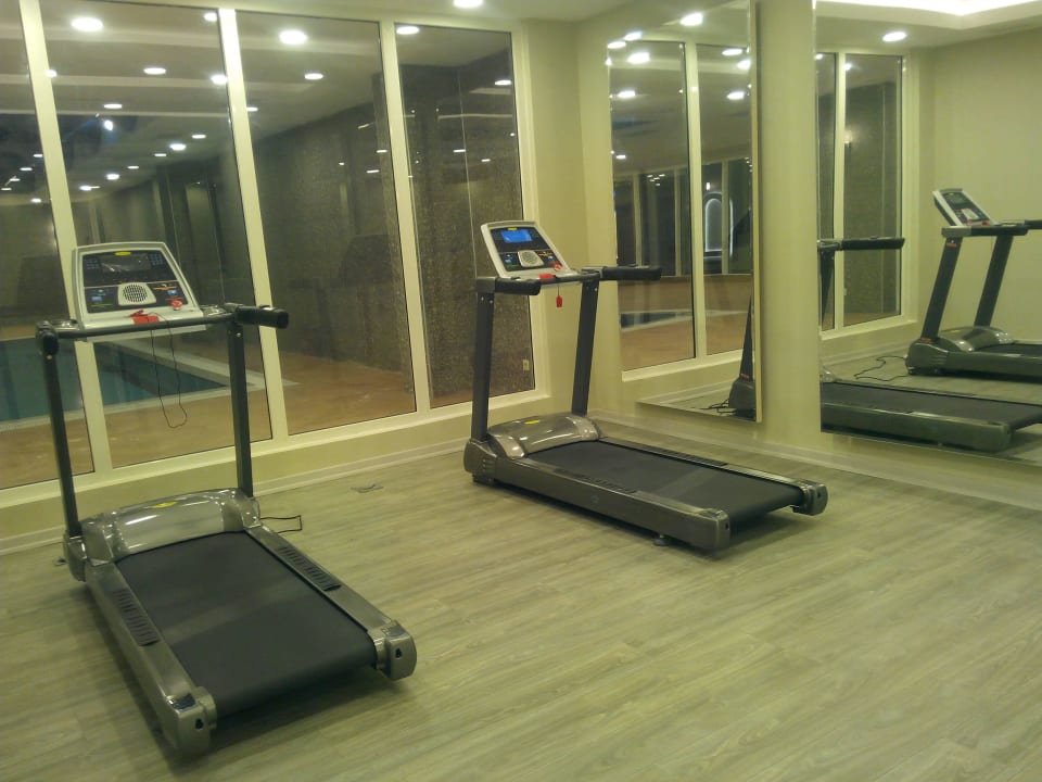Fitnessraum Palm World Side Resort & Spa