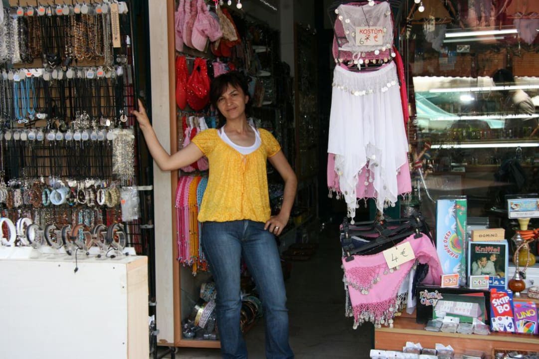 Ketten &Andenken Geschäft Haus 4 Grand Seker Hotel