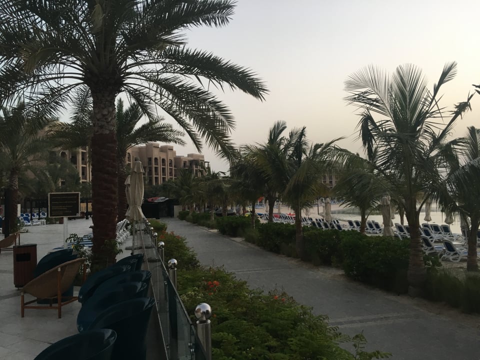 Strand DoubleTree by Hilton Resort & Spa Marjan Island