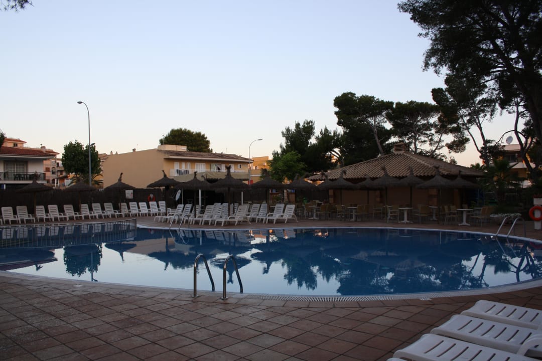 Pool und Pool Bar Grupotel Montecarlo