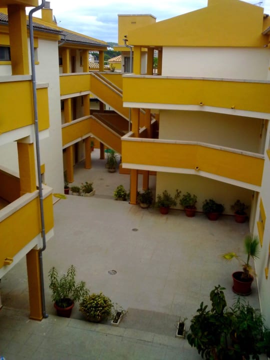 Schöner Innenhof FLOR los Almendros Apartamentos