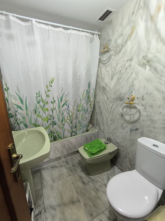 Zimmer Castro-urdiales Apartamento 3 minutos de la playa