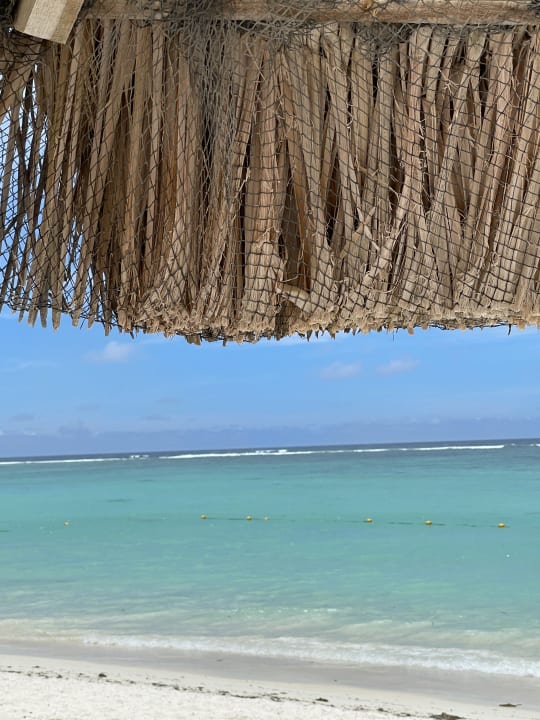 Strand Crystals Beach Resort Belle Mare, a member of Radisson Individuals