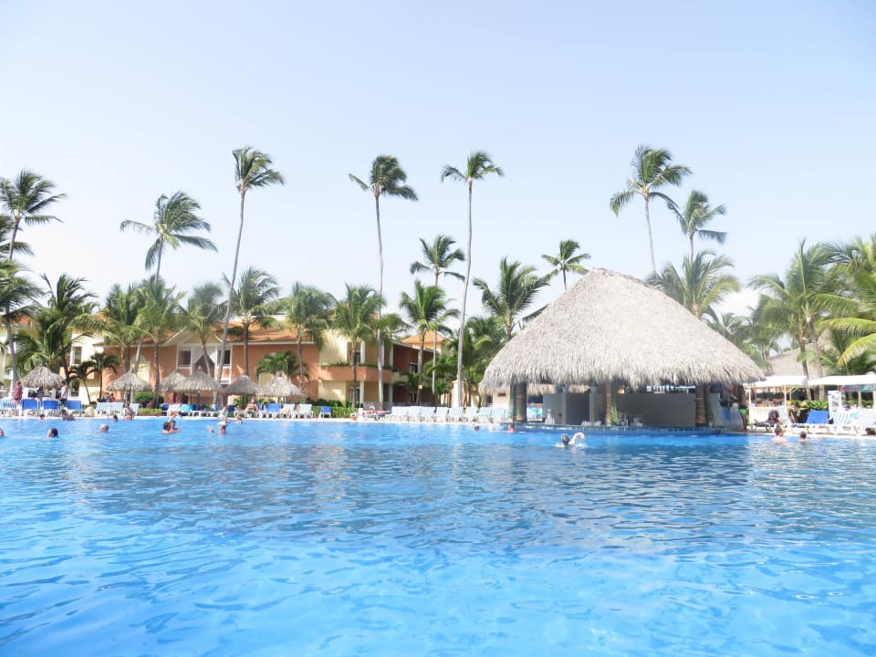Einer der Pools Bahia Principe Grand Turquesa