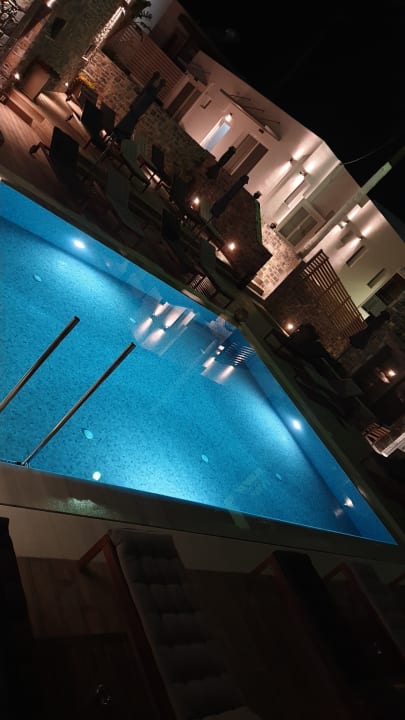 Pool Seascape Luxury Residences