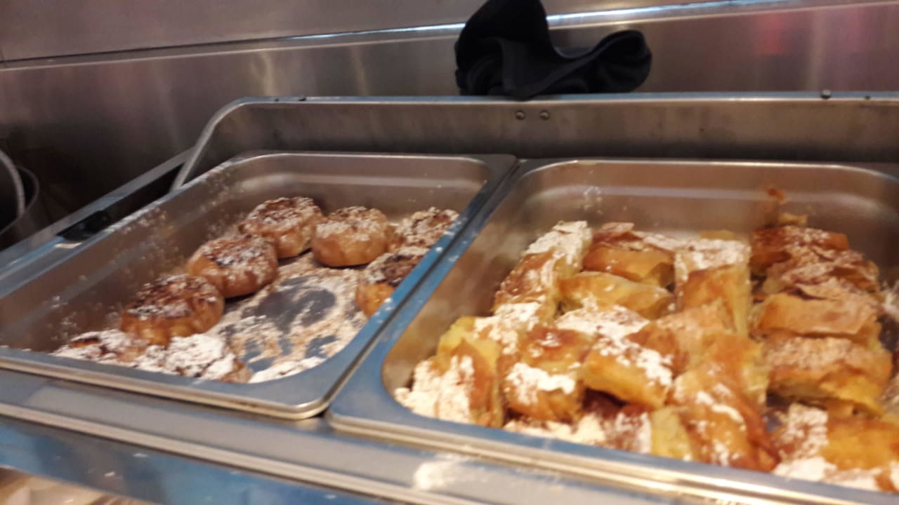 Buffet Aquagrand Artistic Luxury Beach Resort - Adults only