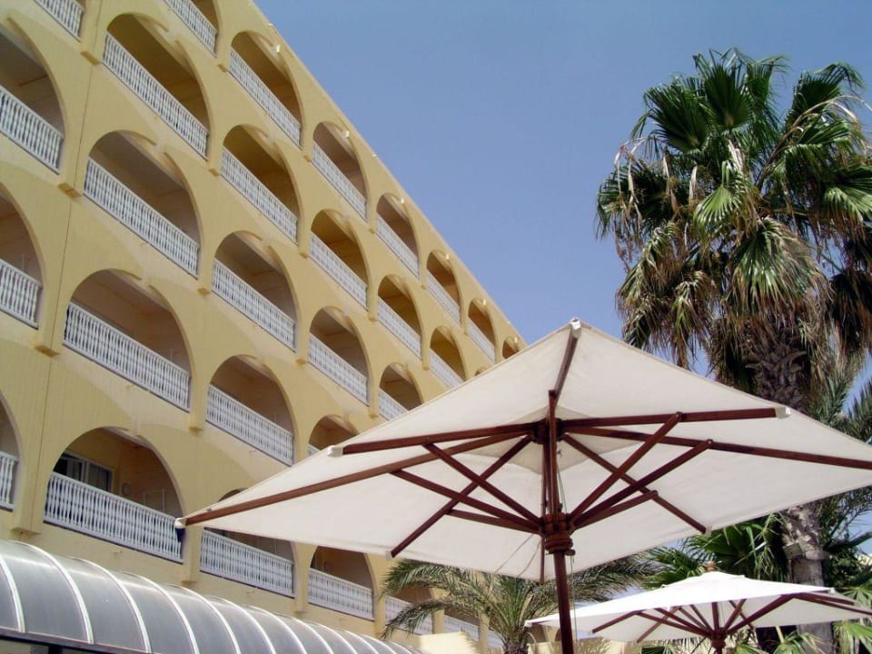 Hotelansicht vom Pool aus Calimera One Resort Jockey