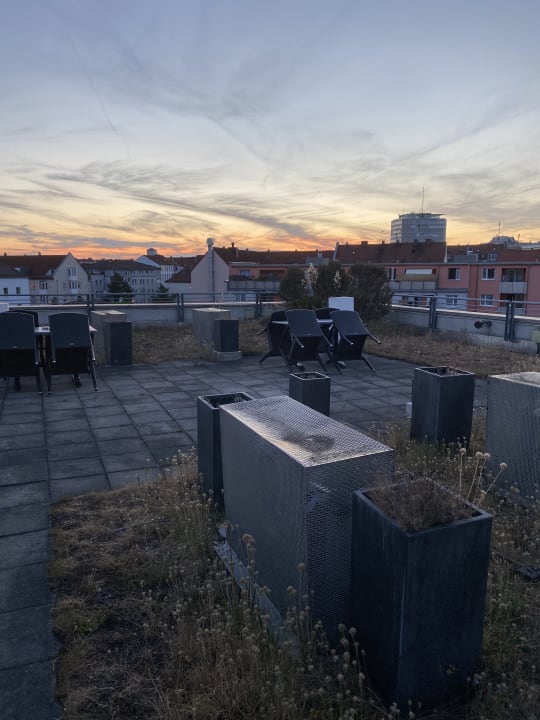 Gartenanlage Leonardo Hotel Nürnberg
