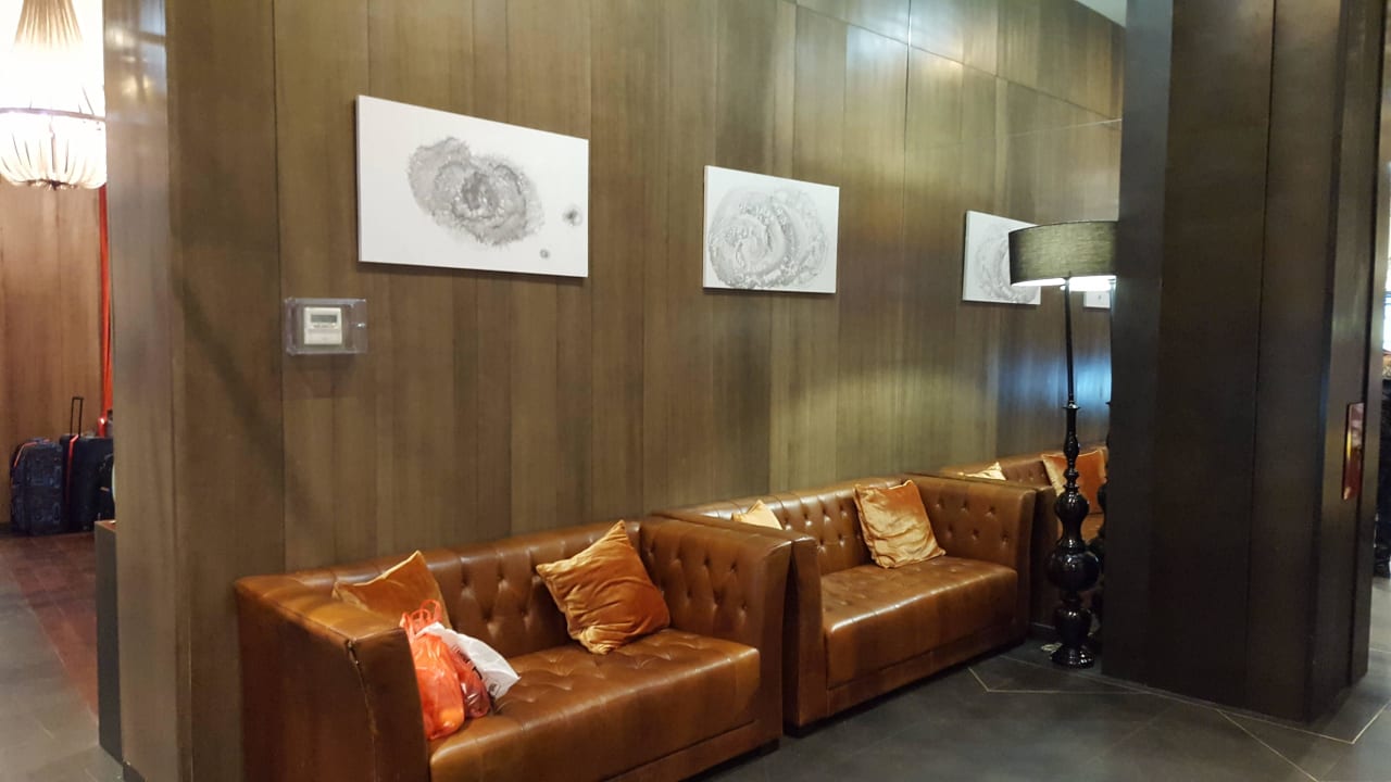 Lobby gegenüber Aufzügen Holiday Inn Manhattan-Financial District