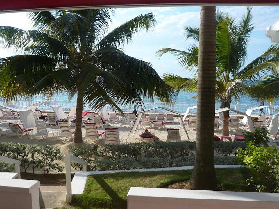 Ausblick aus Zimmer 101 Grand Decameron Montego Beach