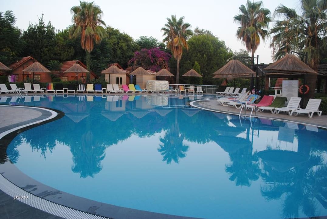 Pool Can Garden Beach