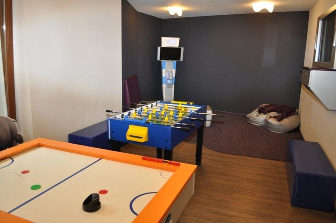 Spielzimmer für Kinder und Jugendliche Hotel DIE SONNE