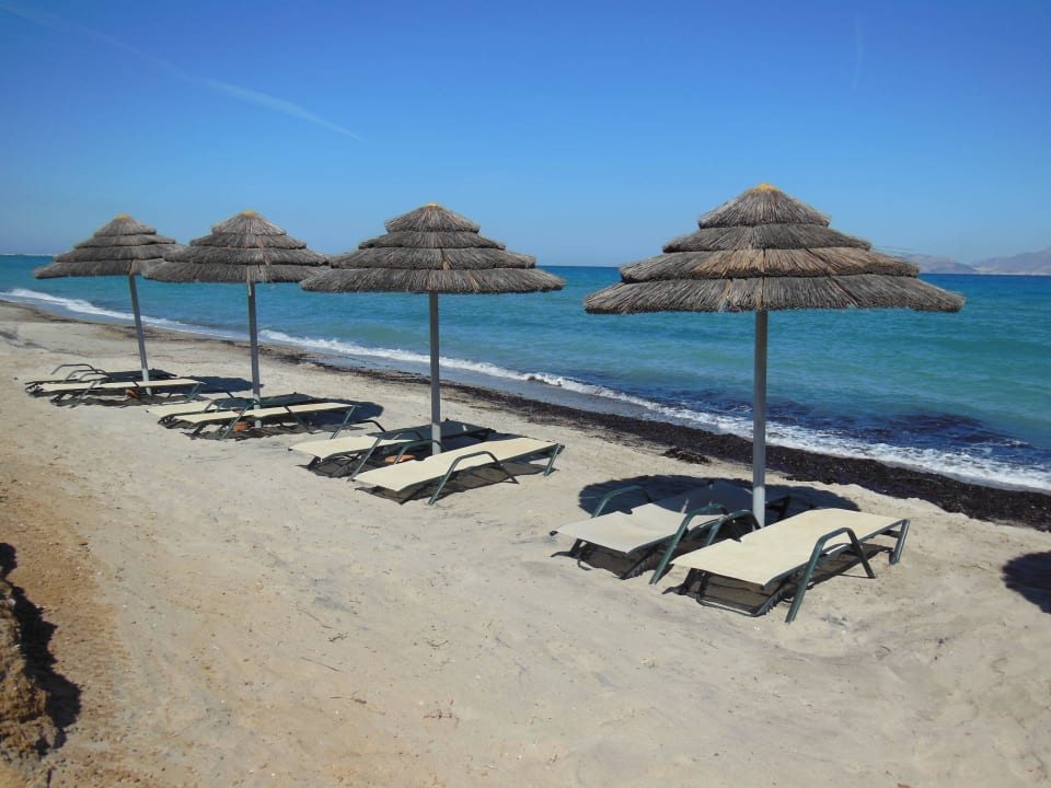 Strandliegen inklusive Atlantica Marmari Palace