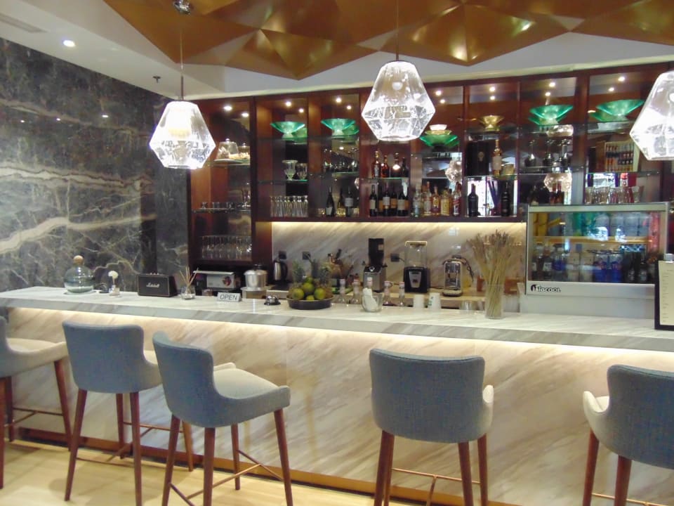 Gastro D' Lecia Ha Long Hotel