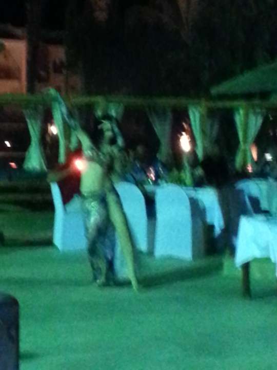 Abendunterhaltung  Beach Albatros Resort