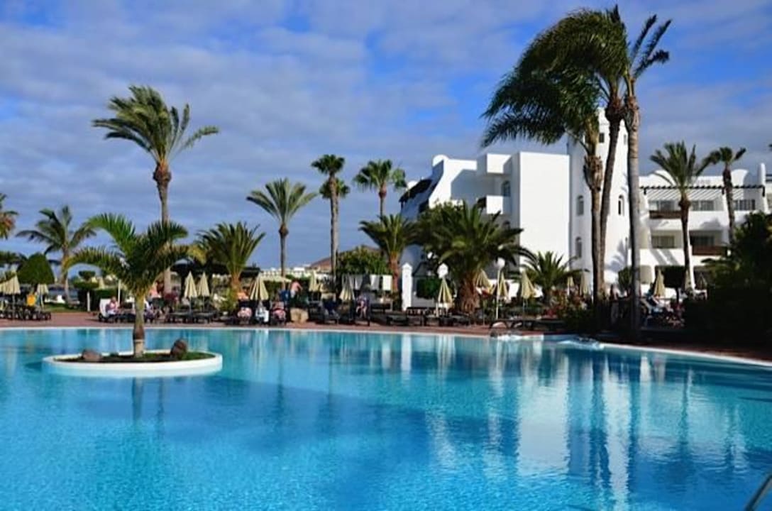 Tolle Poolanlage H10 Timanfaya Palace - Adults only