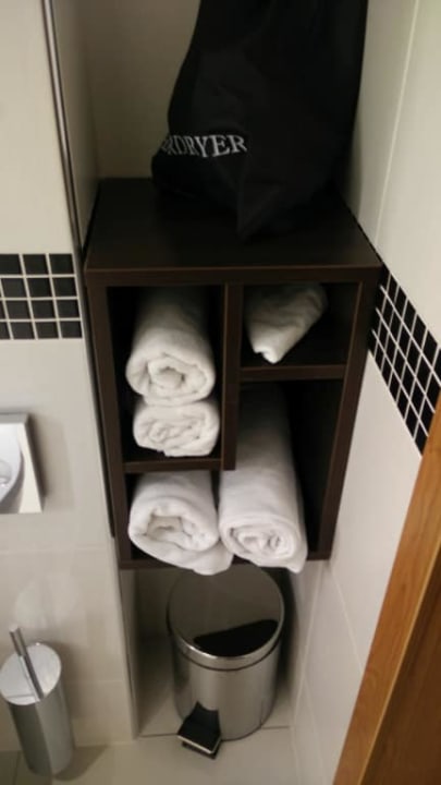 Wyposażenie Hampton by Hilton Warsaw Airport