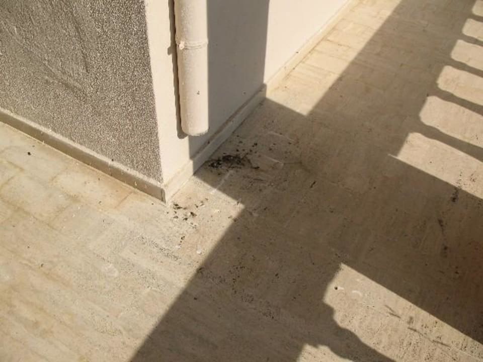 Der Flur zum Wohngebäude Sandy Beach Resort