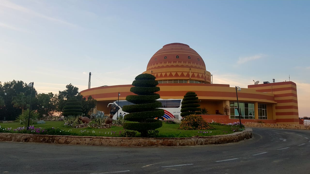 Außenansicht Malikia Resort Abu Dabbab