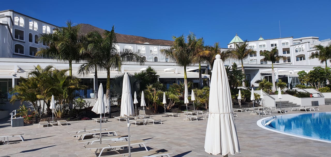 Pool Royal Palm Resort & Spa - Adults only