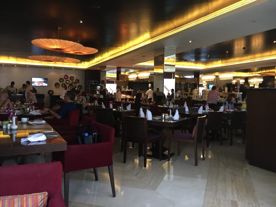 Restaurant JA Beach Hotel