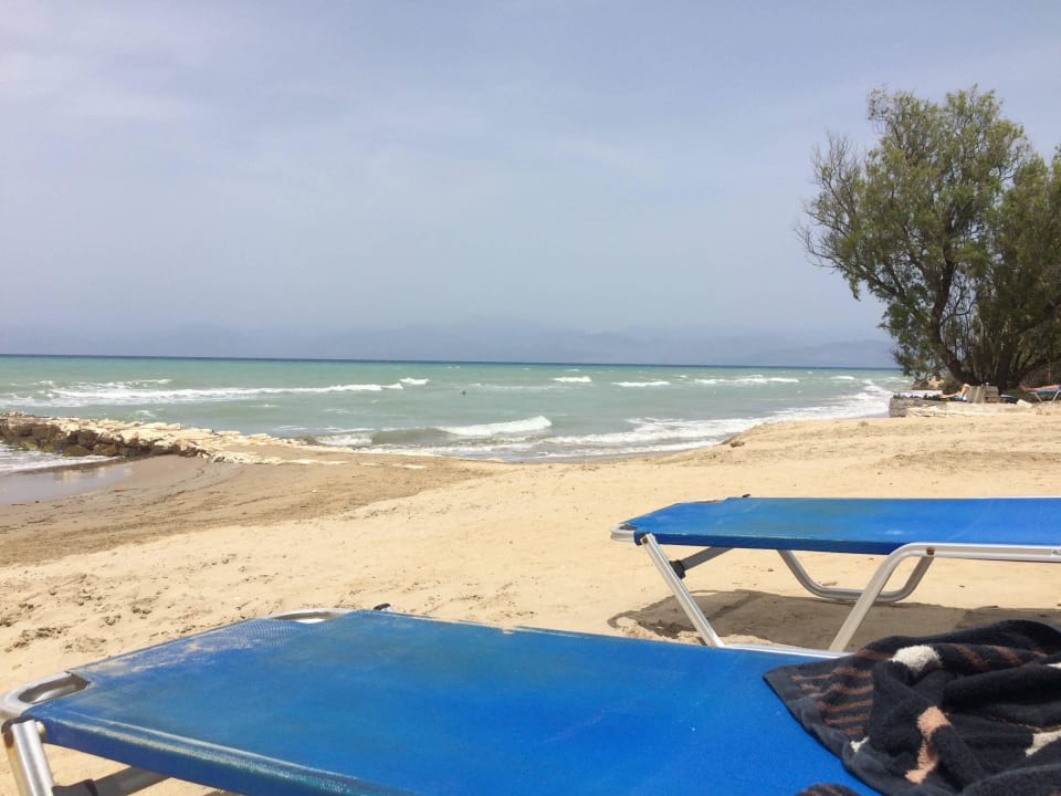 Hoteleigener Sandstrand Aparthotel Mirabelle