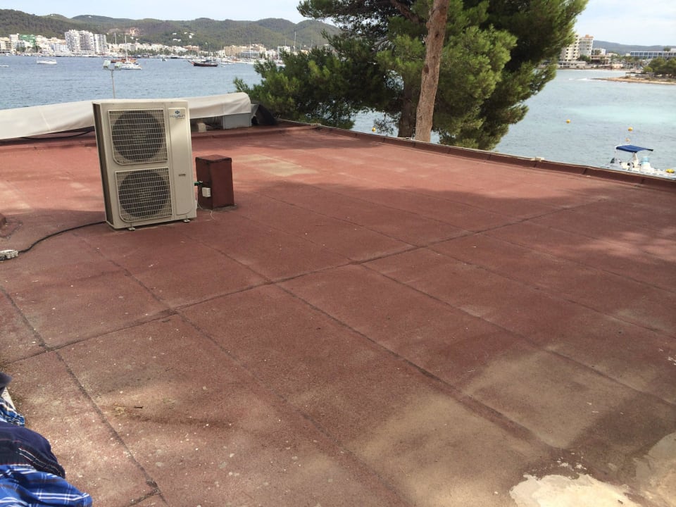 Abluft vom Speisesaal roch permanent nach Fett azuLine Hoteles Mar Amantis & II