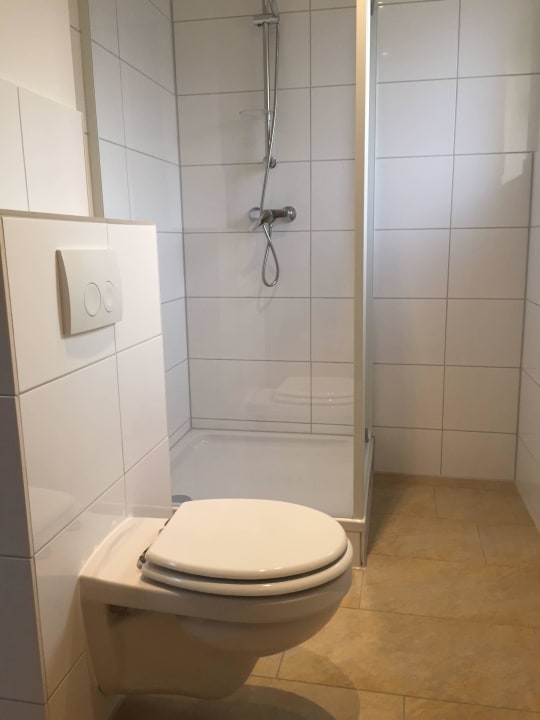 Bad Bs Living Apartment