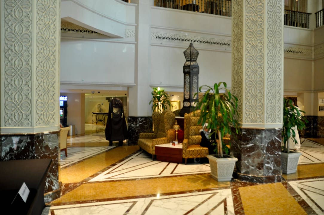 Lobby Sheraton Hotel & Resort Abu Dhabi