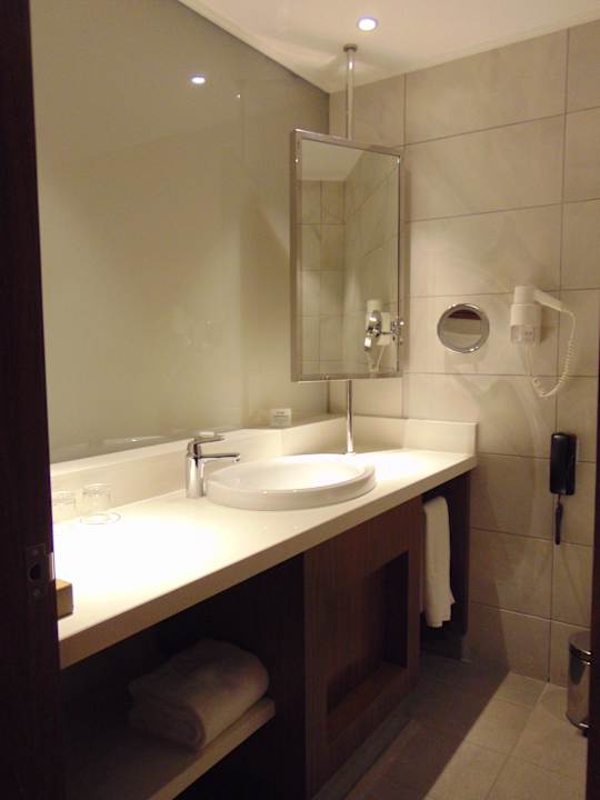 Zimmer Crowne Plaza Nairobi Airport