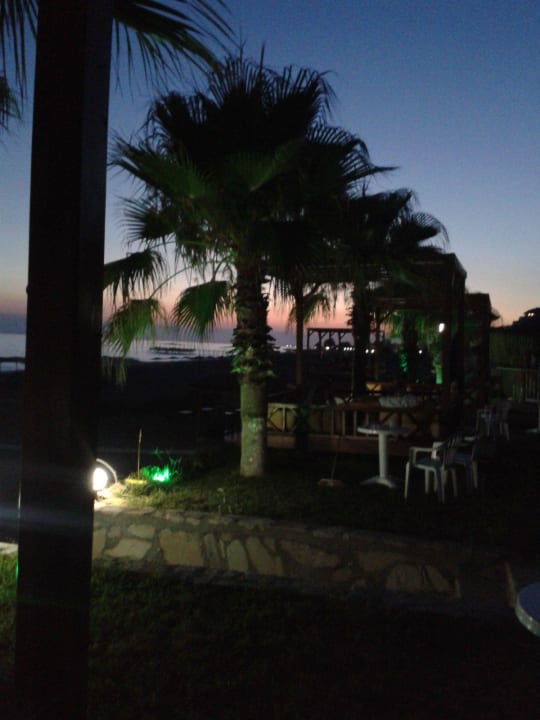 Abend in der Chilllounge Adora Calma Beach Hotel