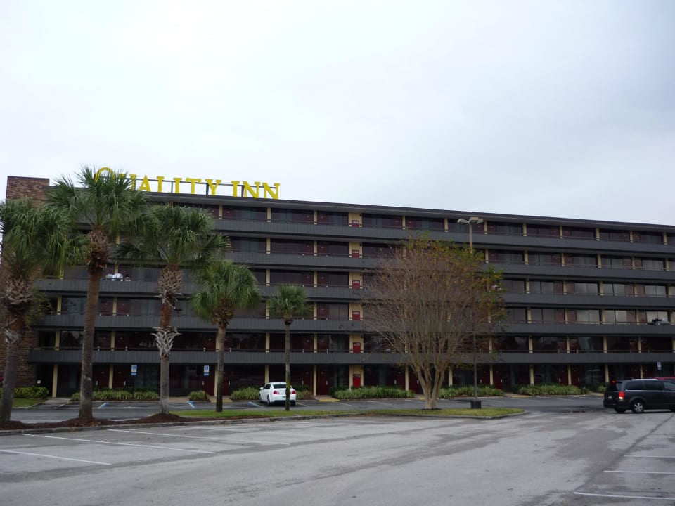 Außenansicht Rosen Inn International